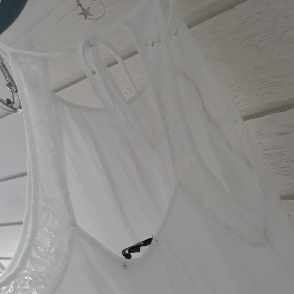 Top - Picture 4 of 7